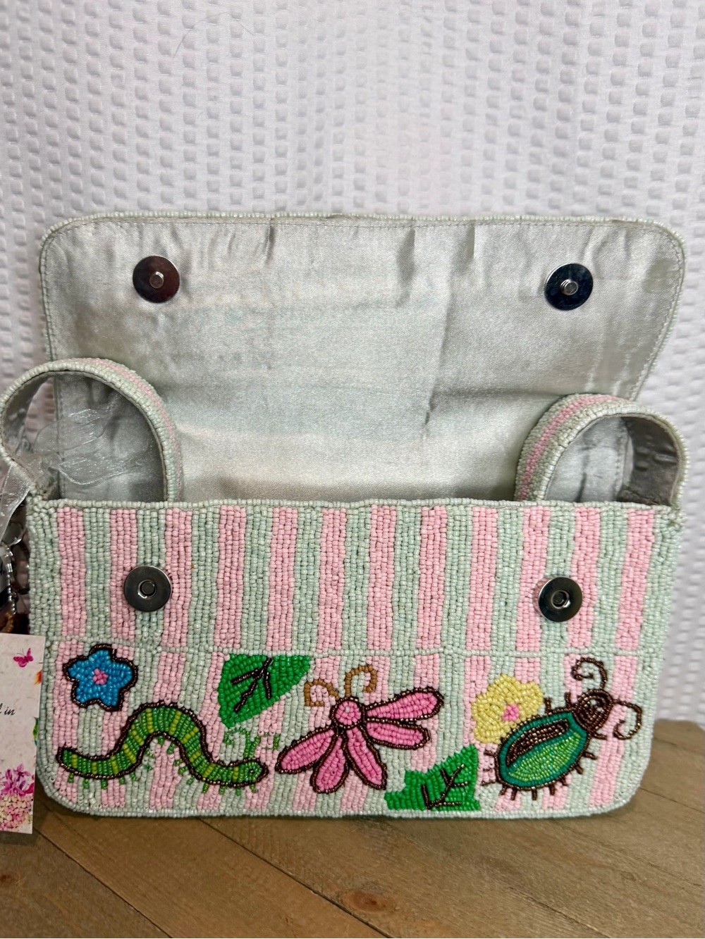 Viral Beaded Bug Shoulder Bag!! - Picture 8 of 9